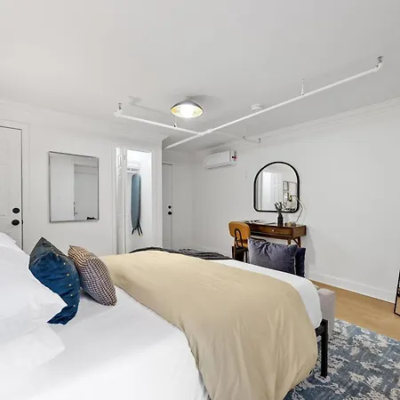 Brownstone 2 Bed With Private Backyard Near Subway Apartment New York