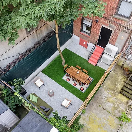 Apartment Brownstone 2 Bed With Private Backyard Near Subway New York