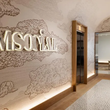 Hotel Millennium Downtown 4*