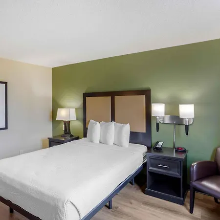 Extended America - - Laguardia Airport Hotel 2*