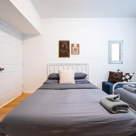 Modern By Park - 3 Br