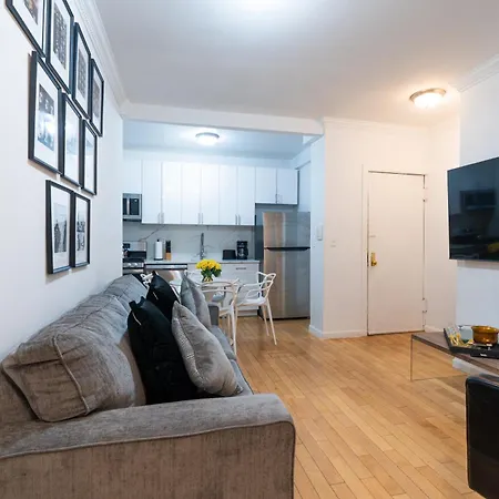 Apartment Modern By Park - 3 Br New York