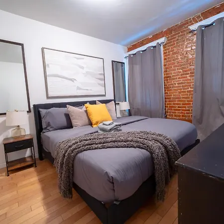 Modern By Park - 3 Br
