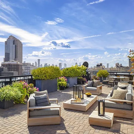 Soho Grand Hotel 4*