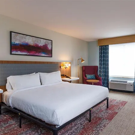 Hotel Hilton Garden New York/staten Island 3*