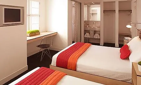 Hotel Pod 51 3*