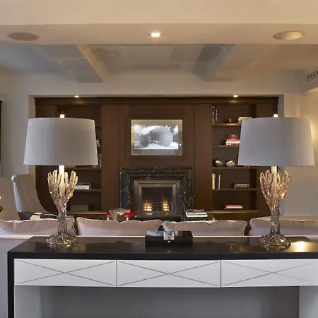 Hotel The Surrey, A Corinthia