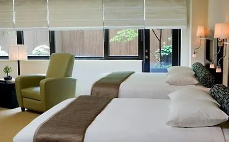 The Gardens Sonesta Es Hotel New York