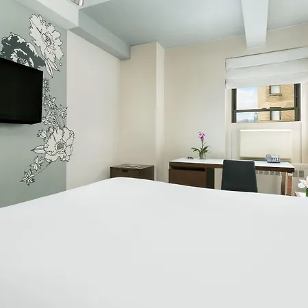 Hotel Stewart 4*