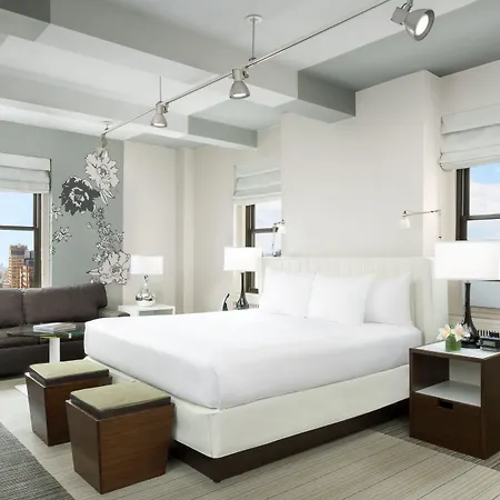 Stewart Hotel 4*
