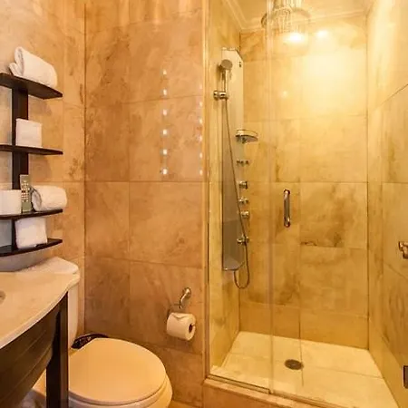 3 Bedroom In Flatiron 4*