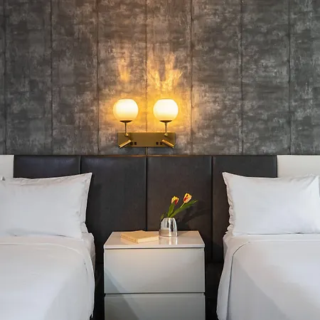 Renaissance Times Square By Marriott Hotel New York