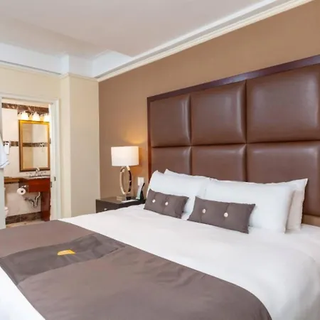 Fitzpatrick Manhattan Hotel 4*