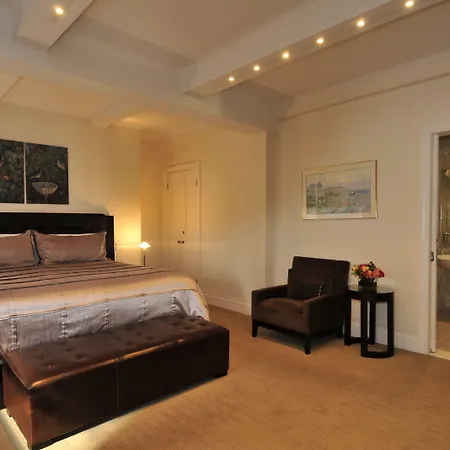 Aparthotel Lombardy