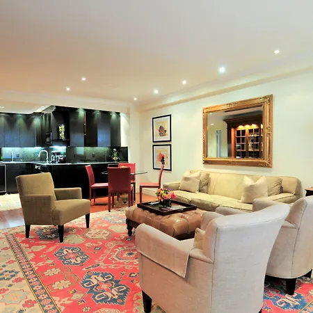 Aparthotel Lombardy 4*