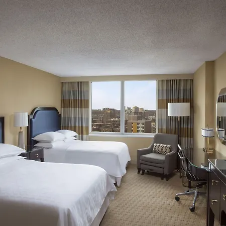 Sheraton Laguardia East Hotel