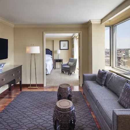 Hotel Sheraton Laguardia East 3*