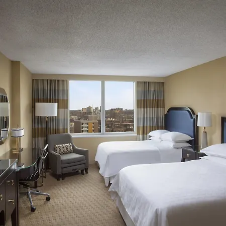 Sheraton Laguardia East