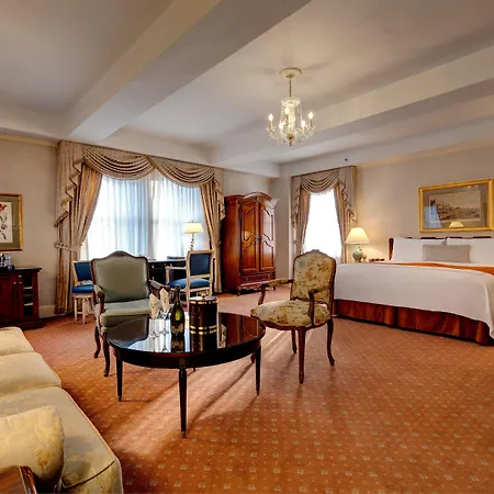 Hotel Elysee By Library Collection New York