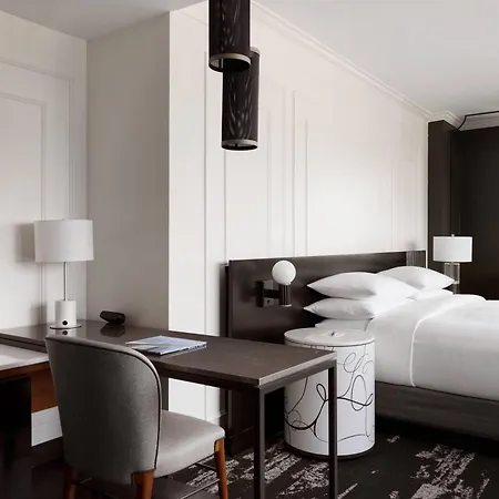 Hotel Marriott Downtown 4*