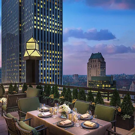 Four Seasons Hotel New York
