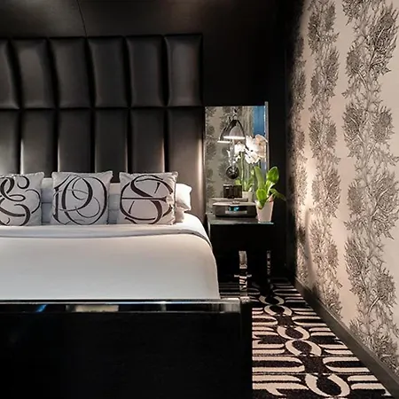 Night By Sb At Times Square Hotel 4*