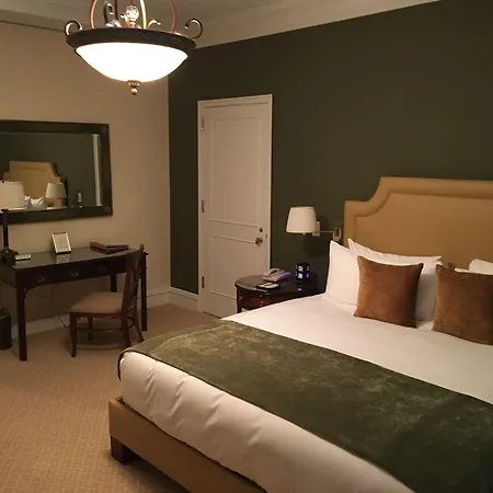 The Sherry Netherland 5*