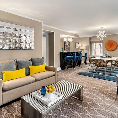 The Lexington Hotel, Autograph Collection Hotel 4*