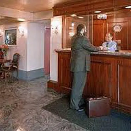 Hotel Airway