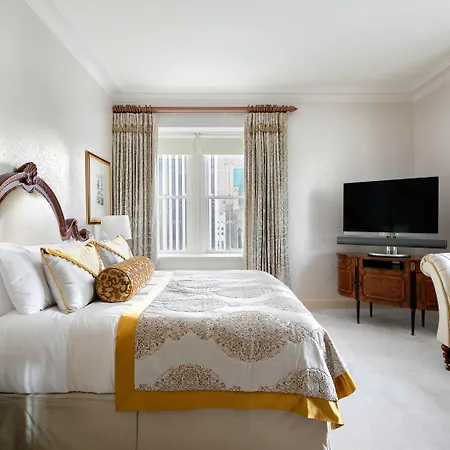 Hotel The Pierre, A Taj Hotel, New York