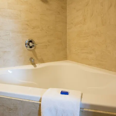 Western Queens Gold Coast Hotel New York