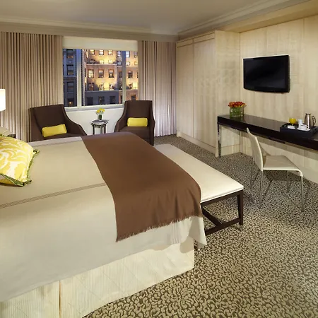 Hotel Omni Berkshire Place New York