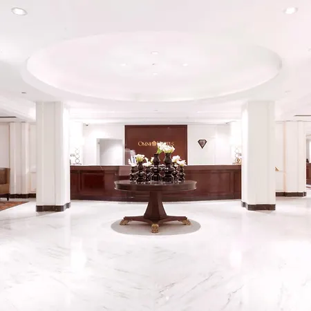 Omni Berkshire Place Hotel