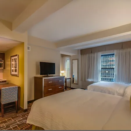 By Marriott Manhattan/ Midtown Eastside