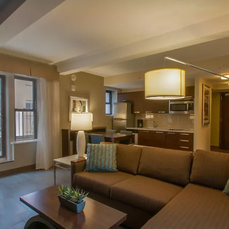 By Marriott Manhattan/ Midtown Eastside Hotel