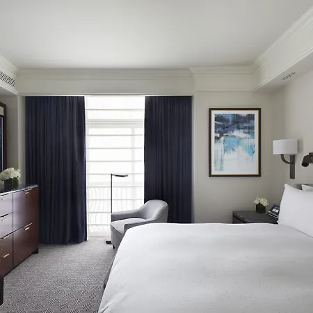 The Peninsula 5*