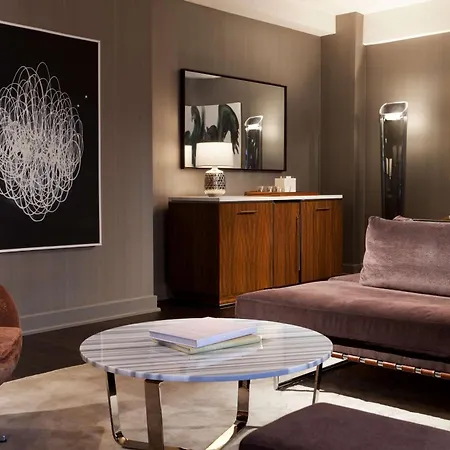 Hyatt Grand Hotel 4*