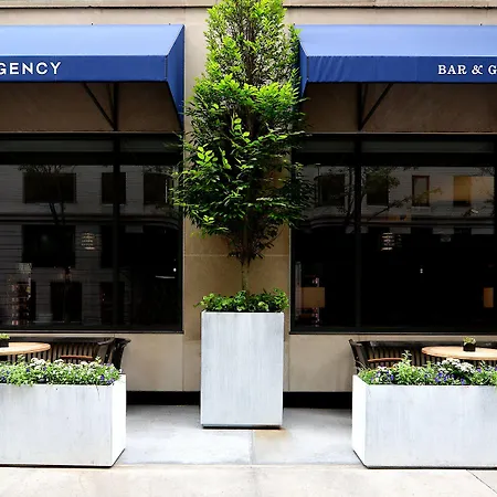 Hotel Loews Regency