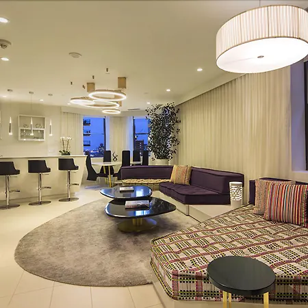 Dream Midtown, By Hyatt Hotel 4*