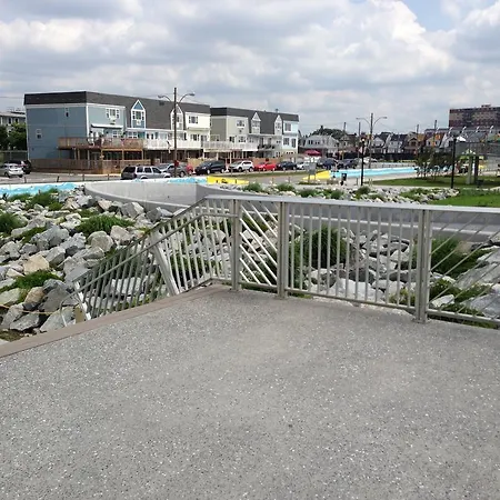 Queens Ocean Front Vacation