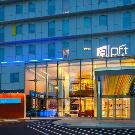 Aloft By Marriott New York Laguardia Airport