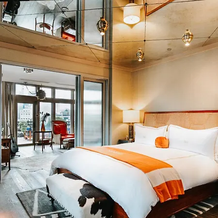 Soho Grand 4*