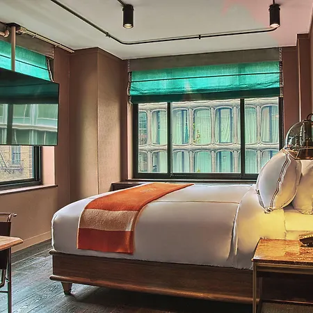 Hotel Soho Grand 4*