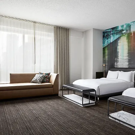 Hotel Marriott At The Brooklyn Bridge 4*