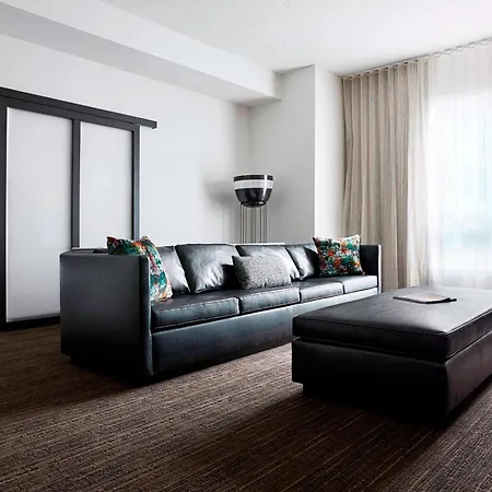 Marriott At The Brooklyn Bridge Hotel 4*