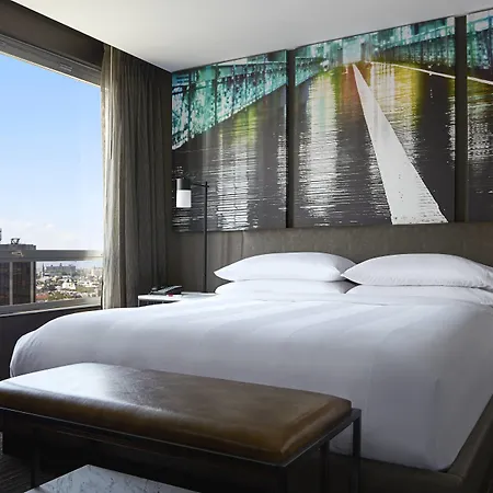 Hotel Marriott At The Brooklyn Bridge New York