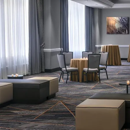 Marriott At The Brooklyn Bridge Hotel 4*