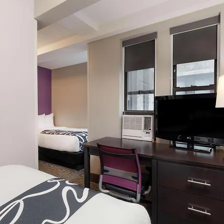 Hotel La Quinta By Wyndham Park New York