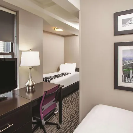 La Quinta By Wyndham Park Hotel New York