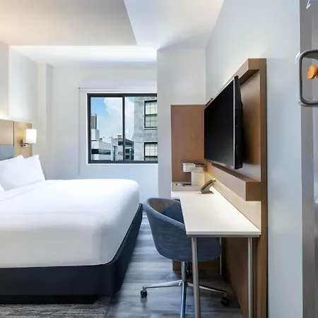 Even Long Island - By Ihg New York